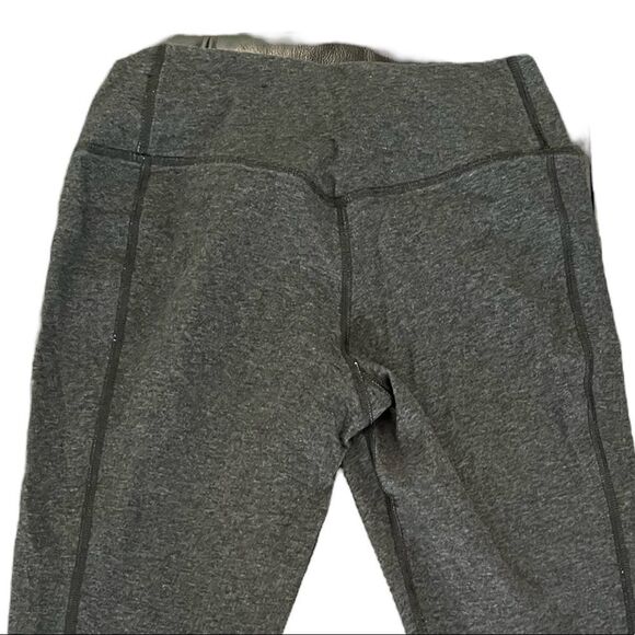 Nike dry fit crop leggings - Picture 2 of 2